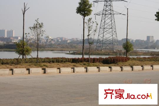 聚仁万象都会平安象湖风情周边