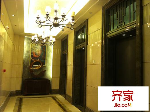 朝阳峰汇写字楼电梯间(2014-8-21)