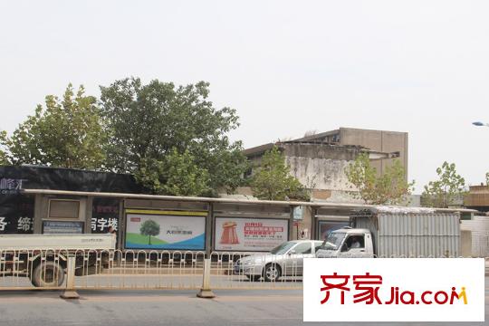 朝阳峰汇喜盈门南昌建材家居公交站