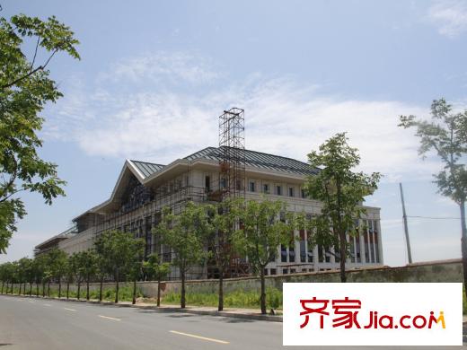 朝阳天成距离南昌市群艺馆500米