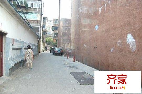 站前路外贸商住楼外景图