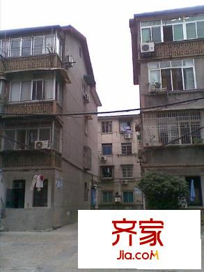 老福山外贸宿舍外景图