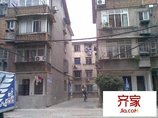 老福山外贸宿舍外景图