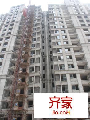 宏泰世纪滨江5号楼南立面1(2013-9)