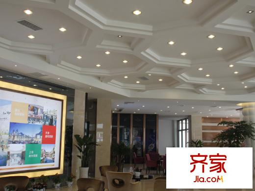 朗贤奥特莱斯小镇营销中心