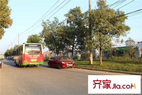 江铃澜庭周边火炬六路公交车(2015-10)