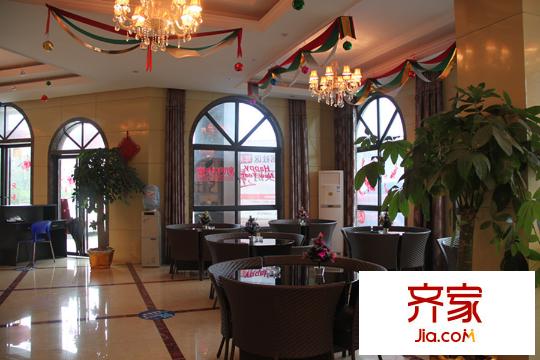 春和景明花园售楼中心接待处实景(摄于2015.3)