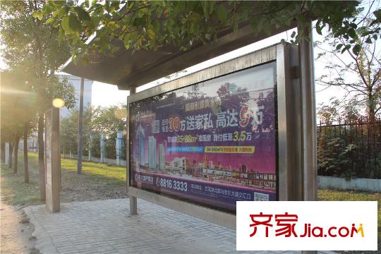 江铃澜庭周边火炬六路公交车站台(2015-10)