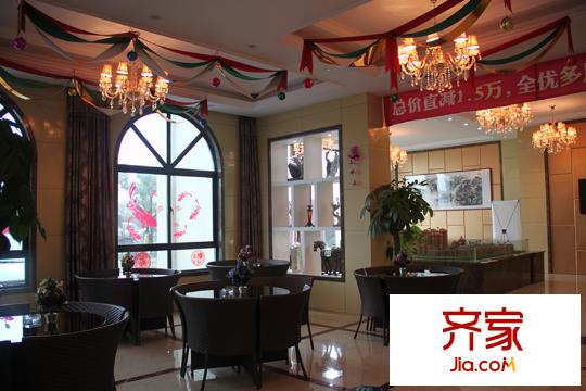 春和景明花园售楼中心内部实景1(摄于2015.3)