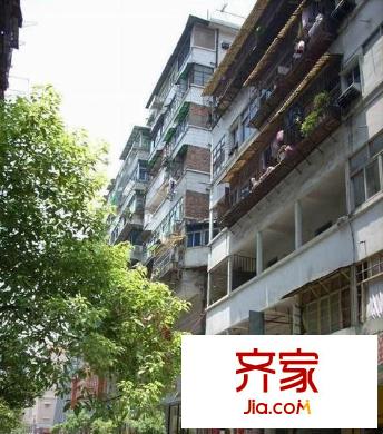 南昌市公交总公司宿舍外景图南昌公交总公司宿舍