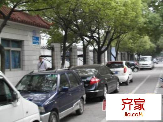 青山南路中医院宿舍外景图