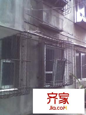 子固路劳动局宿舍外景图