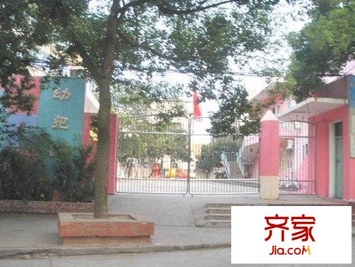 建设路通用机械厂宿舍外景图