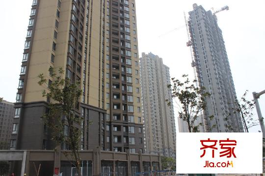 聯(lián)發(fā)君領(lǐng)朝陽(yáng)高層外立面實(shí)景（2015-3）