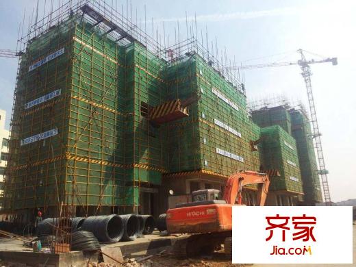 保利百合实景图项目工程进度 (2013.10.29)