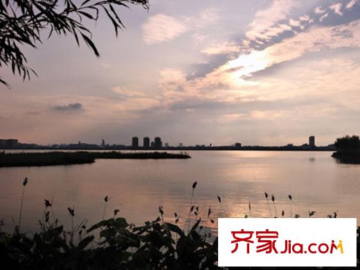 路通沁园艾溪湖湿地公园