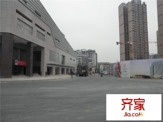 歐尚國際公館外景圖歐尚超市南面（2013-2-5）