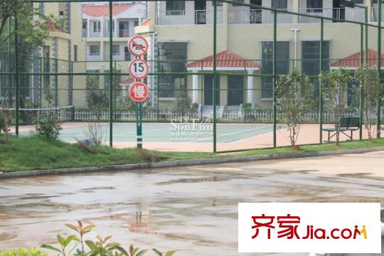 天賜良園配套圖小區(qū)會(huì)所網(wǎng)球場(chǎng)