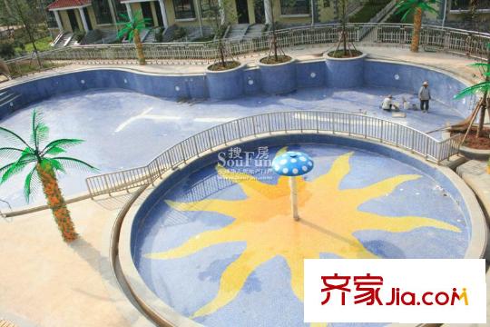 天賜良園配套圖小區(qū)會(huì)所游泳池