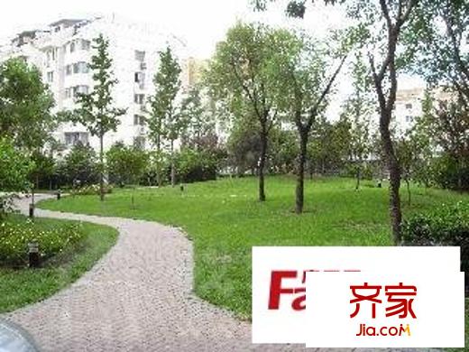 商城世紀(jì)村