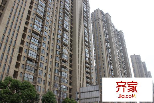 國(guó)貿(mào)天琴灣實(shí)景圖建筑實(shí)景（2015-3）