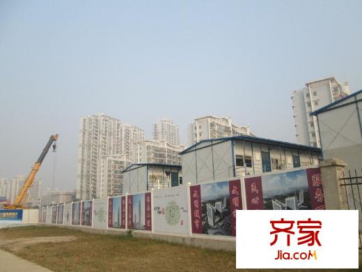 鳳凰城外景圖 