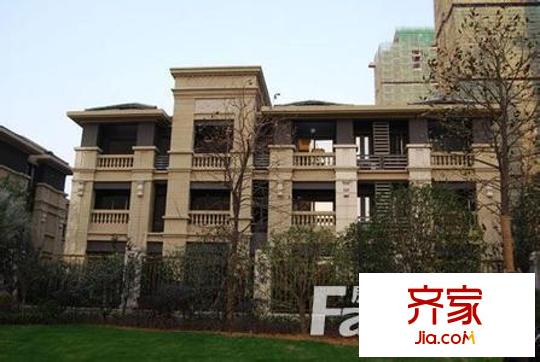綠地香頌別墅外景圖 
