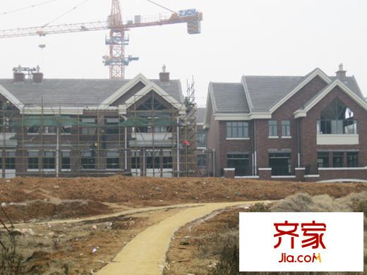 綠都溫莎城堡項目別墅實景(攝于2013-2）