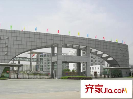 綠地新都會(huì)配套圖向東距項(xiàng)目約500米江西現(xiàn)代學(xué)院（2009-10）