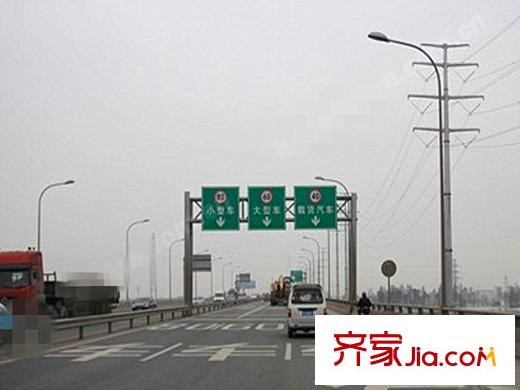 綠地新都會(huì)配套圖樓盤臨近附近高速公路段
