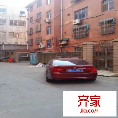 人民中路小区外景图