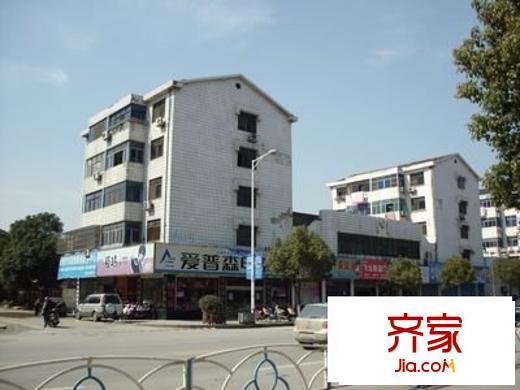 先中新村外景图