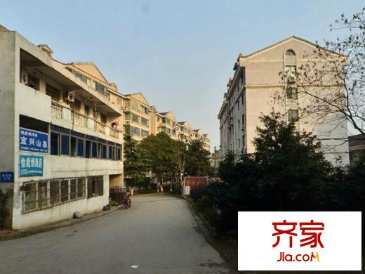 莱茵假日外景图