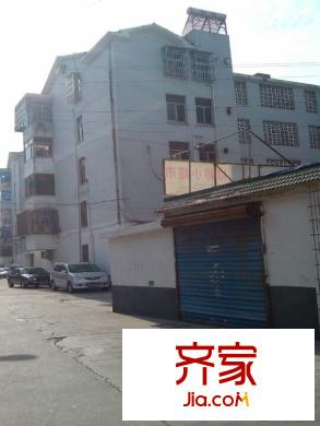 戴周新村外景图