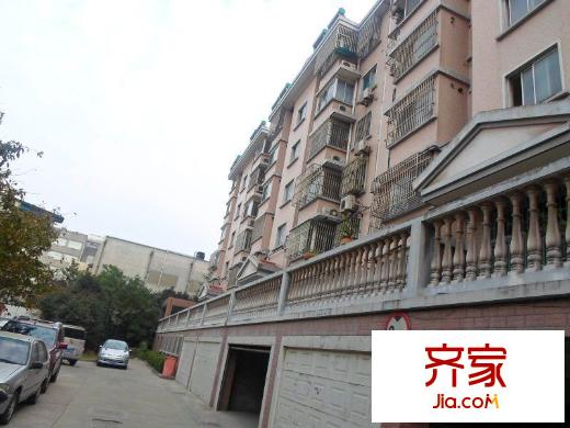 惠河路小区外景图
