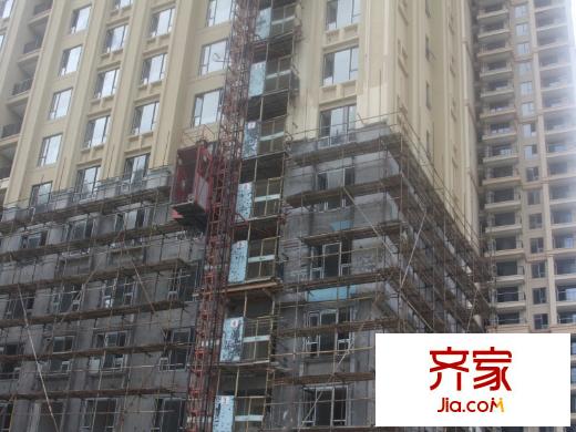 融科玖瑞尚城外景图融科・玖瑞尚城工程进度(2013-9-10)