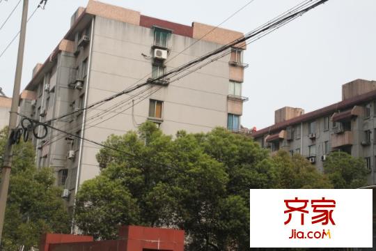 留芳声巷外景图