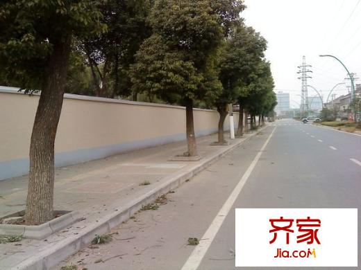 钱桥育才路小区外景图