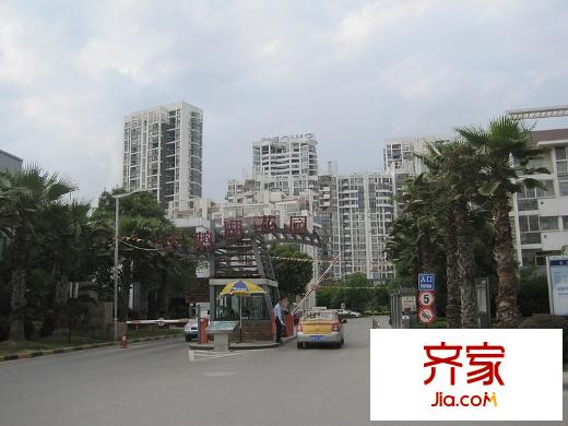 融创天鹅湖丽兹外景图