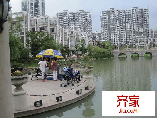 融创天鹅湖丽兹外景图