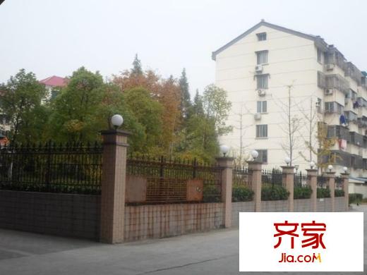 青山二村外景图