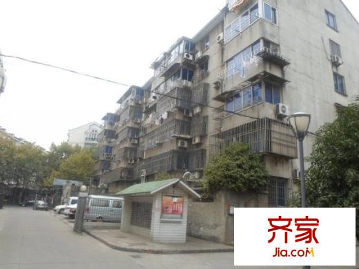 青山二村外景图