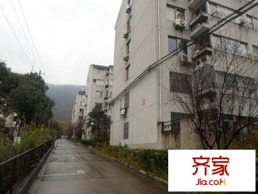青山三村外景图