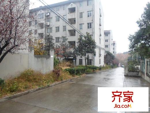 青山三村外景图