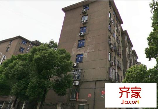 江大新村外景图