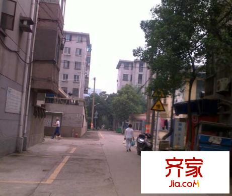 庄前新村外景图