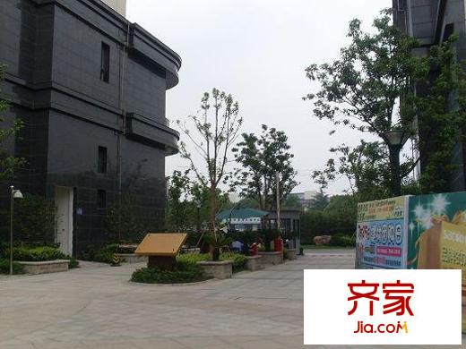 世家名门实景图小区(2010.4)