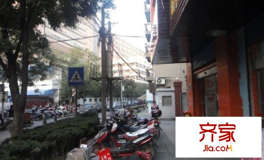 百岁坊巷外景图