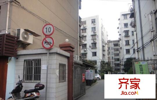 百岁坊巷外景图