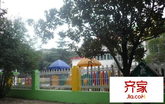 曹张新村外景图